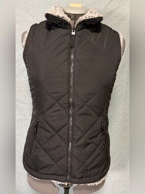Free Country Quilted Black/ fleece white reversible Vest